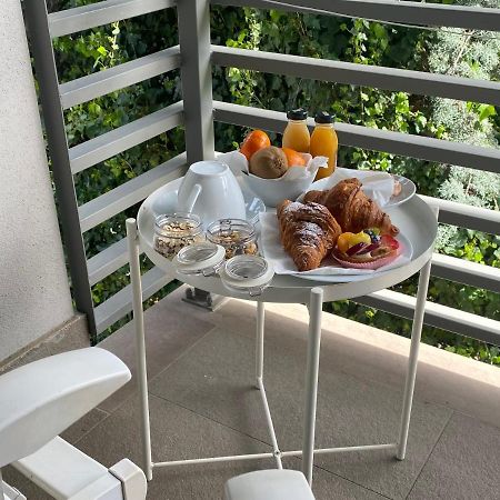 B&B Warmup Grosseto - Parcheggio Incluso Nella Corte Interna Dış mekan fotoğraf